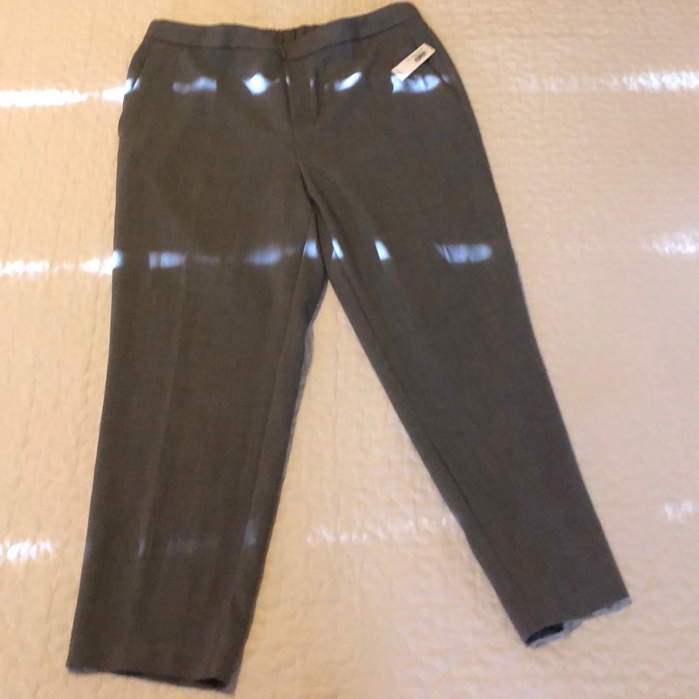 Mid-Rise pull-on pants